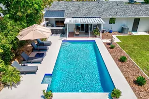 2650 Davis Blvd, Sarasota, FL 34237 - Photo 5