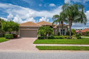 4004 65th Pl E, Sarasota, FL 34243 - Photo 1