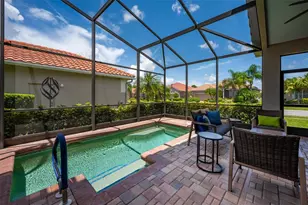 4004 65th Pl E, Sarasota, FL 34243 - Photo 43