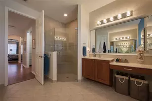 4004 65th Pl E, Sarasota, FL 34243 - Photo 29
