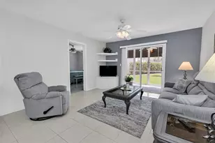 12274 SW Egret Cir, Lake Suzy, FL 34269 - Photo 15