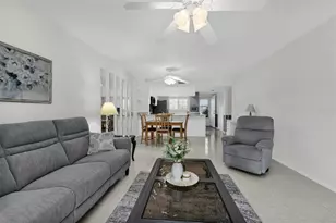 12274 SW Egret Cir, Lake Suzy, FL 34269 - Photo 17