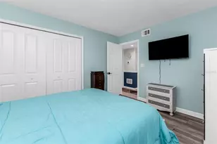 12274 SW Egret Cir, Lake Suzy, FL 34269 - Photo 13