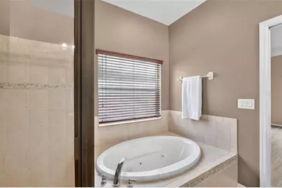 319 19th Street NW, Ruskin, FL 33570 - Photo 31