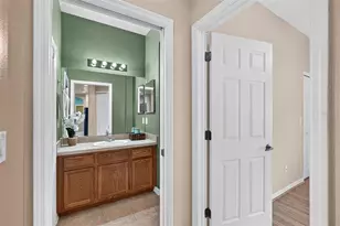 319 19th St NW, Ruskin, FL 33570 - Photo 35