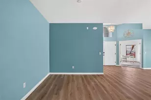 319 19th St NW, Ruskin, FL 33570 - Photo 15