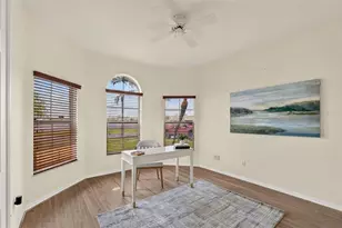 319 19th St NW, Ruskin, FL 33570 - Photo 9