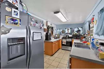 806 35th Street W, Bradenton, FL 34205 - Photo 7