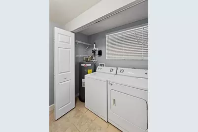 5601 Bentgrass Drive #10-112, Sarasota, FL 34235 - Photo 13