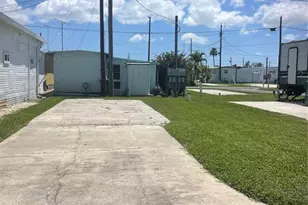 9 Tennessee St, Palmetto, FL 34221 - Photo 1