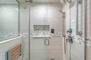 1100 Benjamin Franklin Dr, Sarasota, FL 34236 - Photo 27