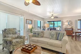 1100 Benjamin Franklin Dr, Sarasota, FL 34236 - Photo 17