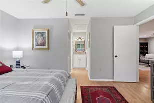 3191 Glen Elyn Blvd, Sarasota, FL 34237 - Photo 13