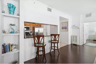 1064 N Tamiami Trail #1206, Sarasota, FL 34236 - Photo 11