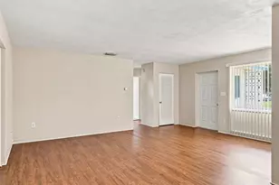 208 62nd St W, Bradenton, FL 34209 - Photo 3