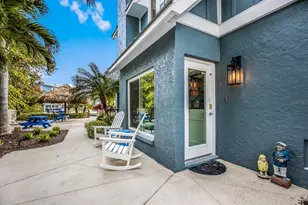 322 Tarpon St, Anna Maria, FL 34216 - Photo 5