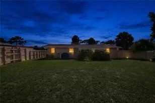 1509 Banyan Dr, Venice, FL 34293 - Photo 3