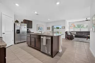 17709 Canopy Pl, Bradenton, FL 34211 - Photo 7