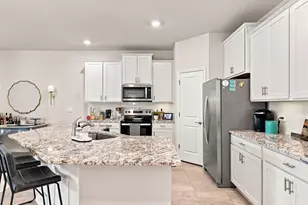 18306 Cropside Trl, Bradenton, FL 34211 - Photo 11