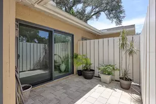 3450 Tallywood Ln, Sarasota, FL 34237 - Photo 3