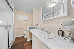 136 Lakeview Dr Dr, Palmetto, FL 34221 - Photo 17