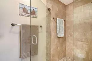 9630 Club S Cir, Sarasota, FL 34238 - Photo 13