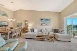 9630 Club S Cir, Sarasota, FL 34238 - Photo 9