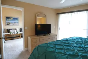 9630 Club S Cir, Sarasota, FL 34238 - Photo 11