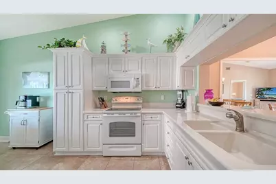 9630 Club South Circle #6309, Sarasota, FL 34238 - Photo 3