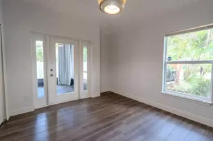 5114 Chilkoot St, Tampa, FL 33617 - Photo 9