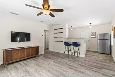 2924 Hillview Street, Sarasota, FL 34239 - Photo 13