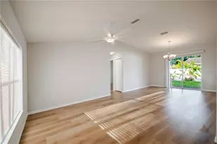 3147 Lobelia Rd, Venice, FL 34293 - Photo 5