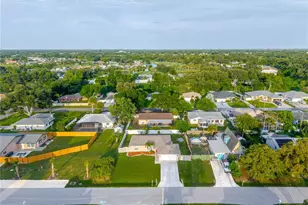 3147 Lobelia Rd, Venice, FL 34293 - Photo 31
