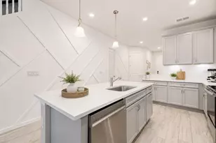5658 Silverbridge Trl, Bradenton, FL 34211 - Photo 5