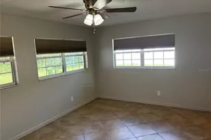 6024 48th Ave Dr E, Bradenton, FL 34203 - Photo 9
