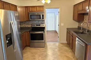 6024 48th Ave Dr E, Bradenton, FL 34203 - Photo 5