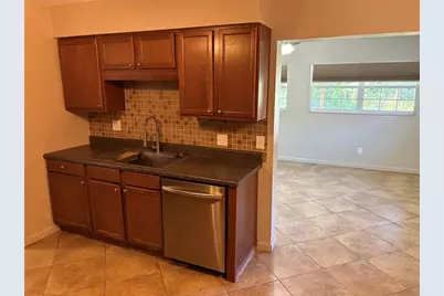 6024 48th Avenue Drive E, Bradenton, FL 34203 - Photo 7