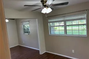 6024 48th Ave Dr E, Bradenton, FL 34203 - Photo 15