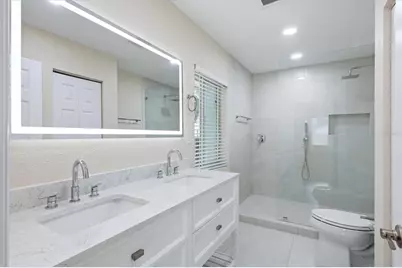 2151 Euclid Terrace, Sarasota, FL 34239 - Photo 21