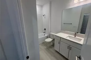8708 Canard Cv, Palmetto, FL 34221 - Photo 9