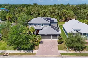 6539 37th St E, Sarasota, FL 34243 - Photo 1