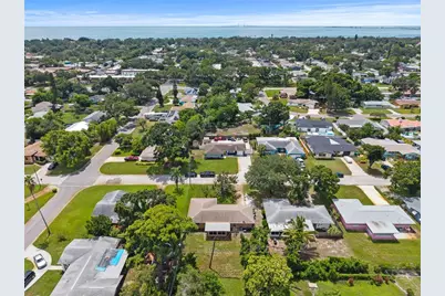1225 63rd Avenue S, Saint Petersburg, FL 33705 - Photo 39