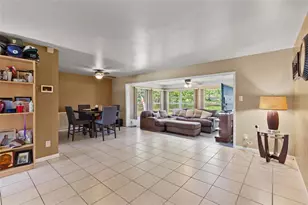 1225 63rd Ave S, Saint Petersburg, FL 33705 - Photo 5