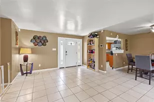 1225 63rd Ave S, Saint Petersburg, FL 33705 - Photo 7