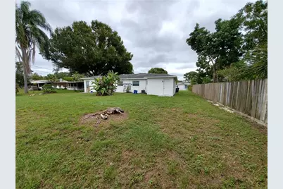 3918 25th Street W, Bradenton, FL 34205 - Photo 13