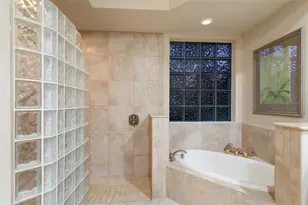 15403 Helmsdale Pl, Lakewood Ranch, FL 34202 - Photo 45
