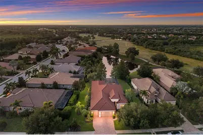15403 Helmsdale Place, Lakewood Ranch, FL 34202 - Photo 3