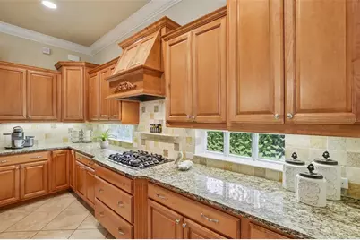 15403 Helmsdale Place, Lakewood Ranch, FL 34202 - Photo 13