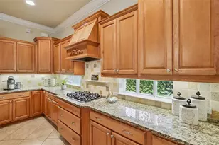 15403 Helmsdale Pl, Lakewood Ranch, FL 34202 - Photo 13