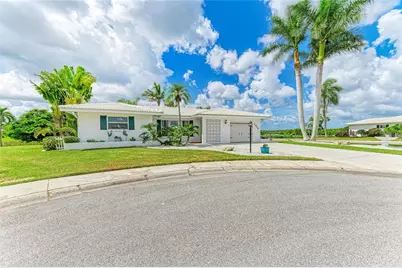 4006 Joyce Drive, Bradenton, FL 34208 - Photo 3